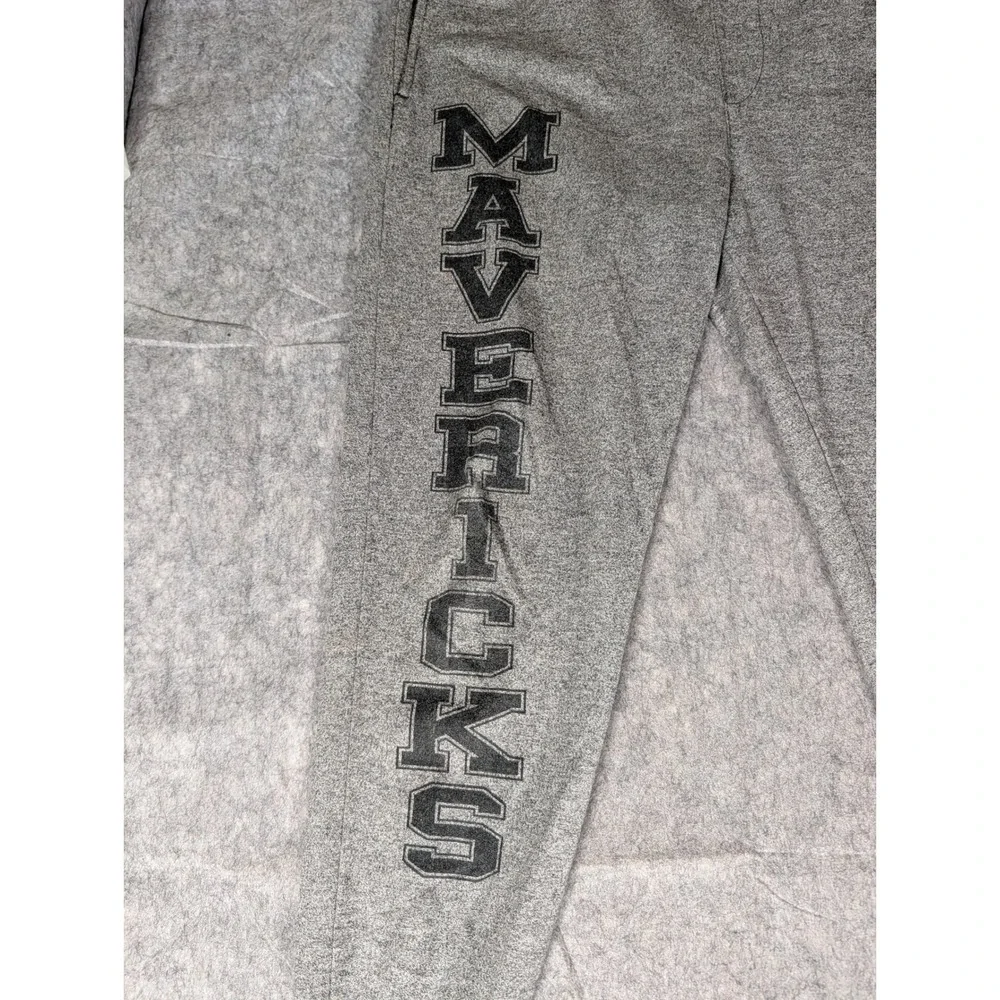 Ultra Game NBA Dallas Mavericks Kids Gray Jogger Sweatpants Heather Gray L‎